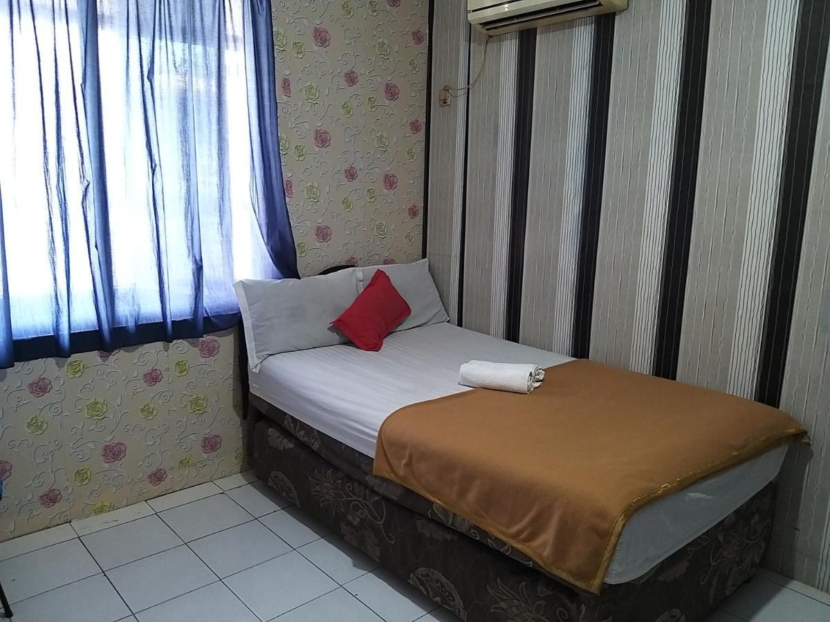 Venice Guest House Redpartner Jakarta Ngoại thất bức ảnh
