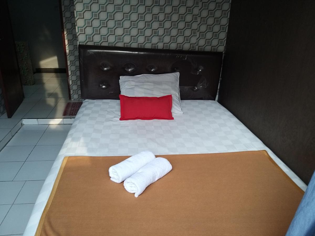 Venice Guest House Redpartner Jakarta Ngoại thất bức ảnh